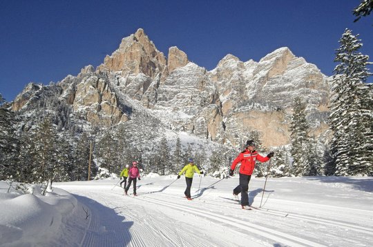 CROSS-COUNTRY SKI PARADISE